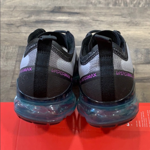 NIKE AIR VAPORMAX 2019 (GS) - Picture 7 of 16